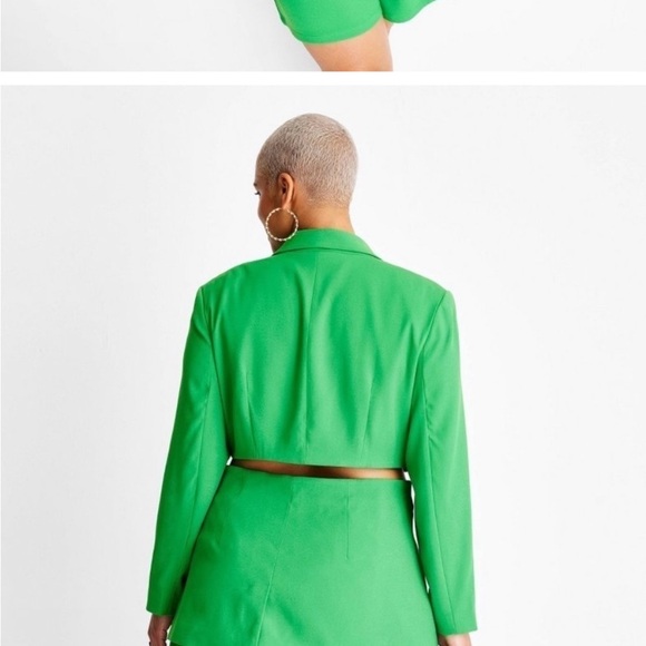 Green blazer - Picture 2 of 2